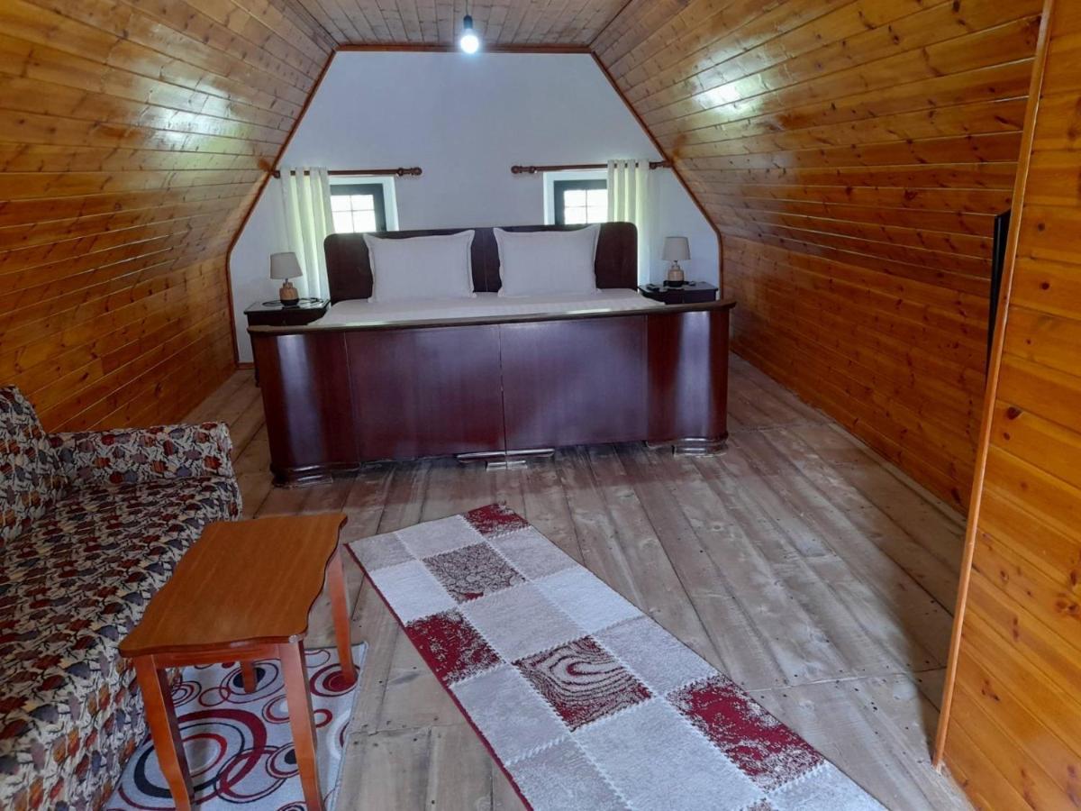 Bujtina Ahmetaj *